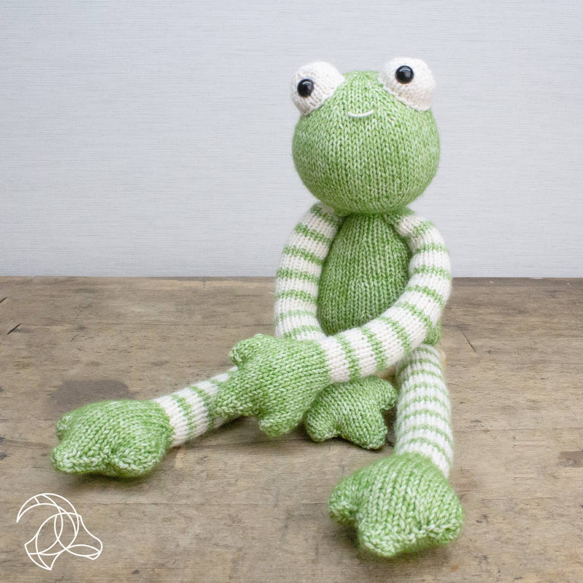 Tinus the Frog Knitting Kit