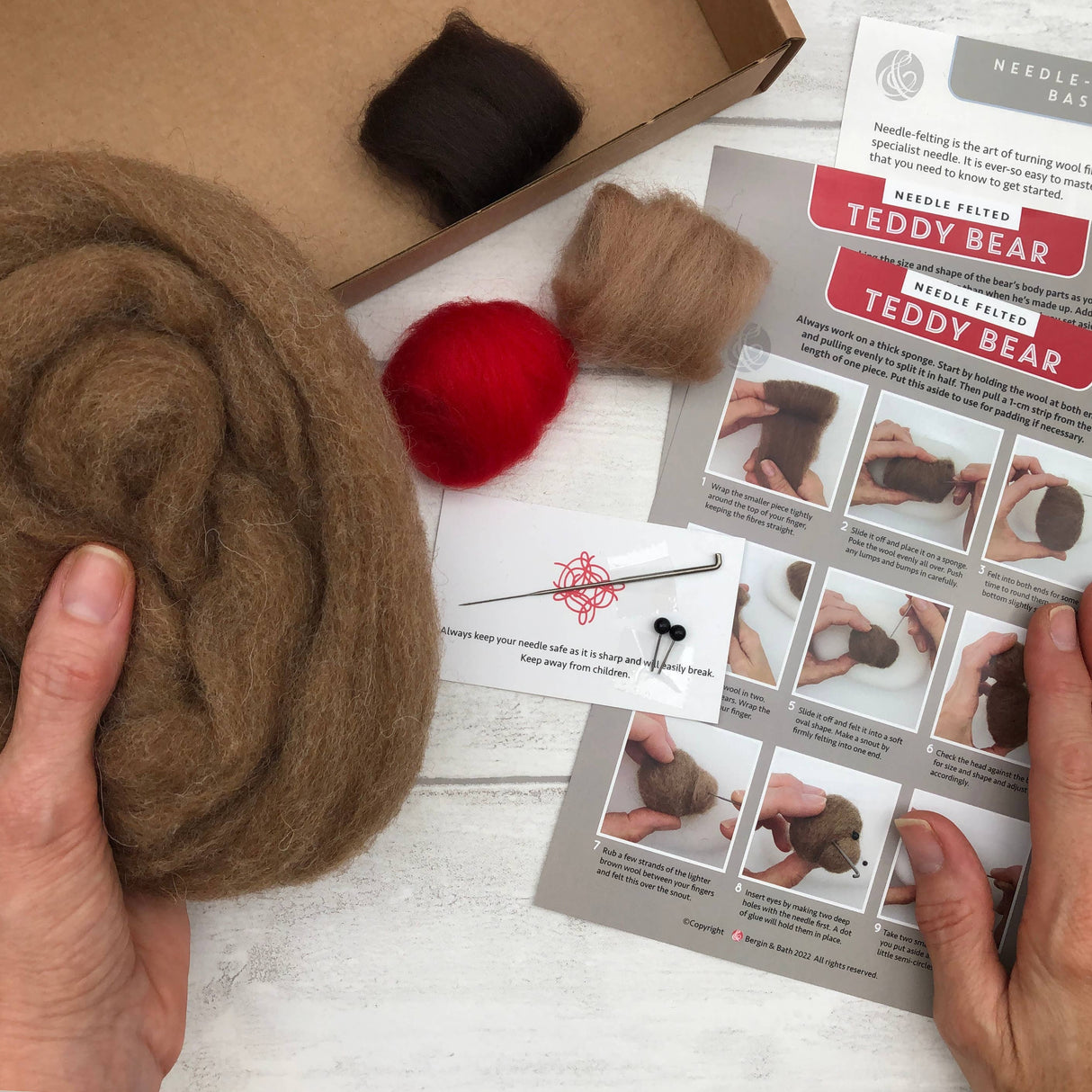 Needle Felting Kit - Teddy Bear. Beginners felt kit.