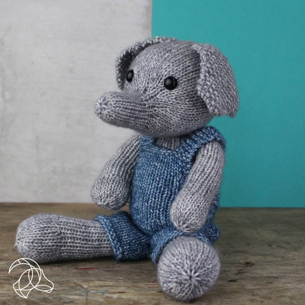 Freek the Elephant Knitting Kit