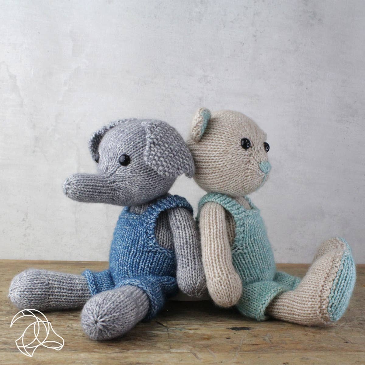 Freek the Elephant Knitting Kit