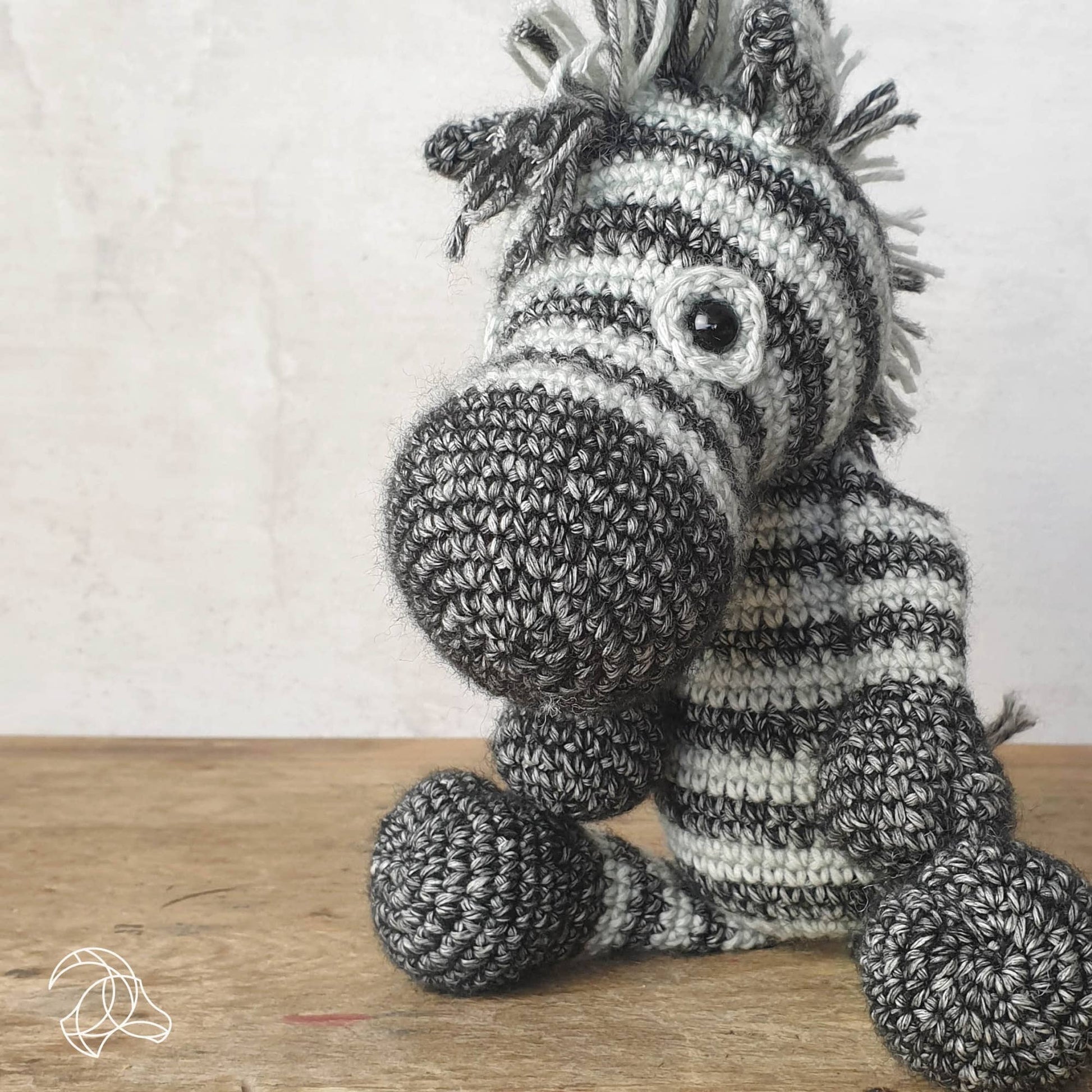 Dirk the Zebra Crochet Kit