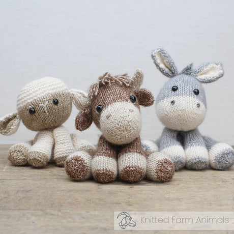 Luke the Highland Cow Knitting Kit